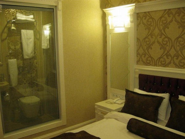 Hotel Coliseum image 11