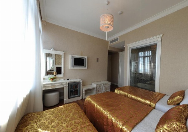 Hotel Coliseum image 34